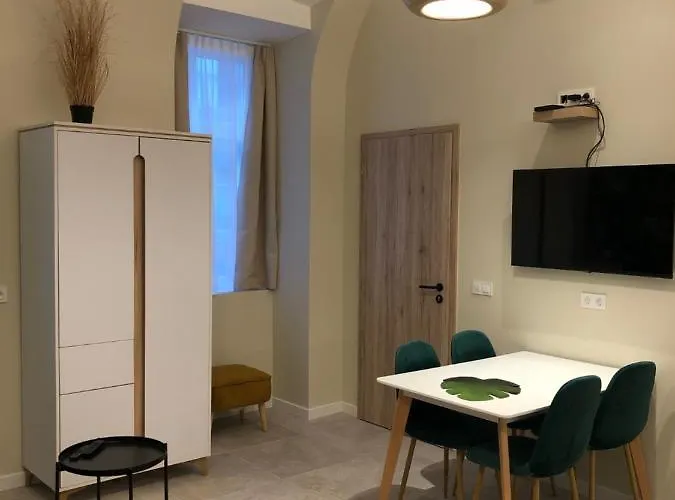 Διαμέρισμα In Iv. *